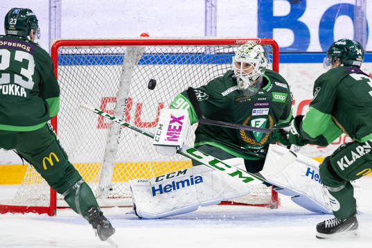 Färjestads målvakt Matthew Tomkins