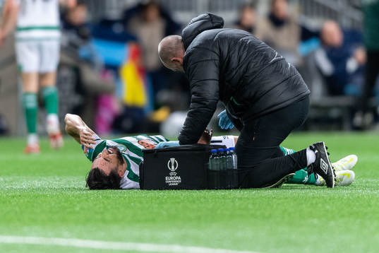 Richie Towell of Shamrock Rovers in pain