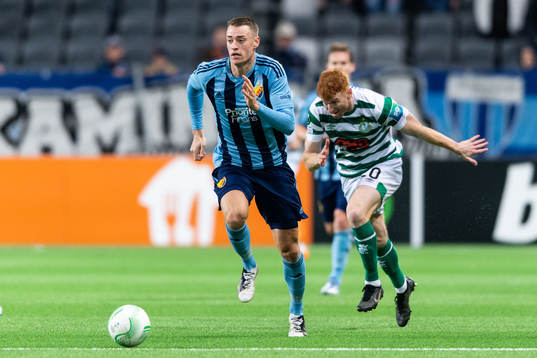 Jesper Löfgren of Djurgården and Rory Gaffney of Shamrock