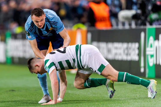 Piotr Johansson of Djurgården and Andrew Lyons of Shamrock