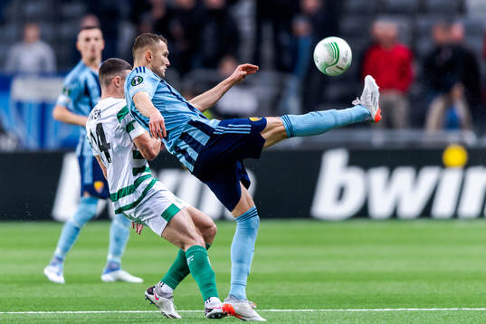 Simon Power of Shamrock Rovers and Piotr Johansson of