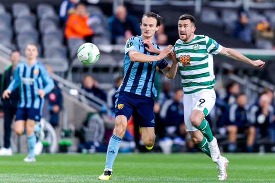 Hjalmar Ekdal of Djurgården and Aaron Greene of Shamrock