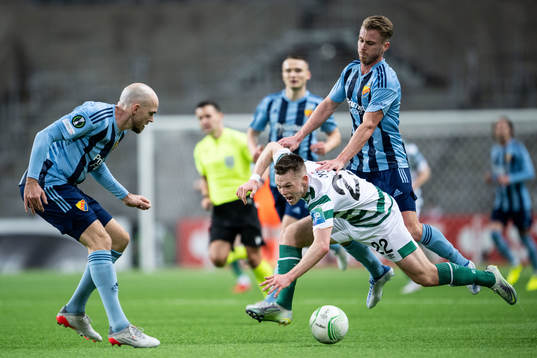 Andrew Lyons of Shamrock Rovers and Rasmus Schuller of