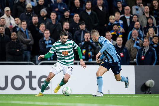 Neil Farrugia of Shamrock Rovers and Elias Andersson of