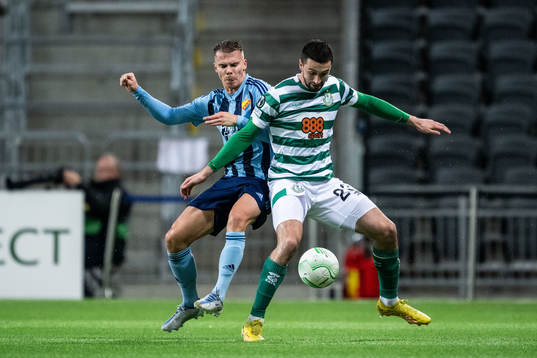 Elias Andersson of Djurgården and Neil Farrugia of