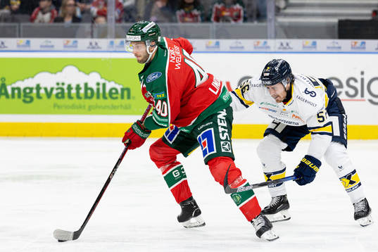 Frölundas Petteri Lindbohm och HV71s Fredrik Forsberg