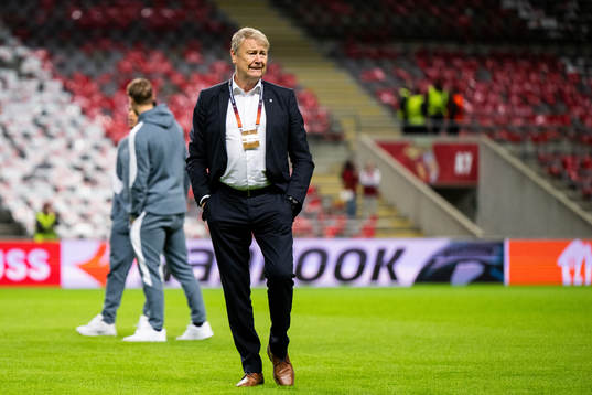 Head coach Åge Hareide of Malmö