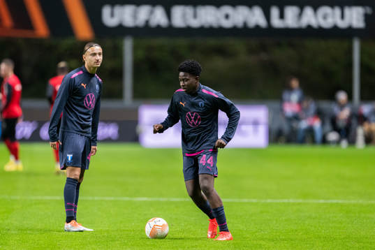 Elison Makolli and Raymond Adjei of Malmö FF