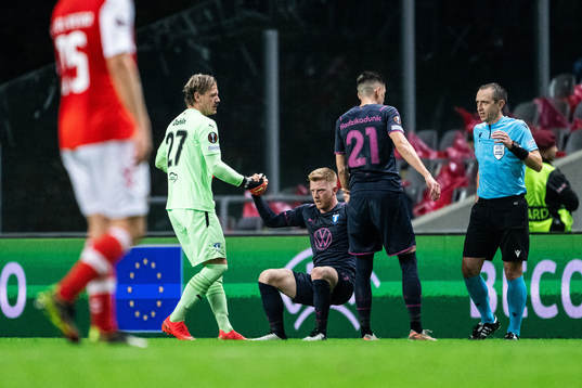 Goalkeeper Johan Dahlin and Dennis Hadžikadunic helps