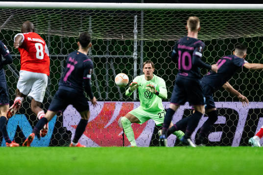 Goalkeeper Johan Dahlin of Malmö FF