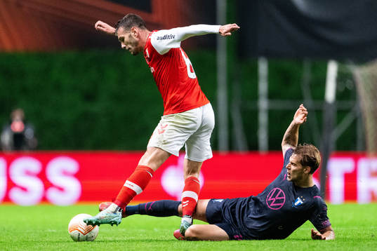Nuno Sequeira of Braga and Felix Beijmo of Malmö FF