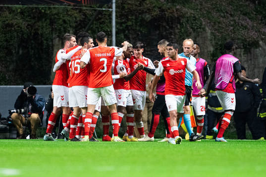 Alvaro Djalo of Braga celebrate with team mates