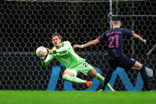 Goalkeeper Johan Dahlin of Malmö FF
