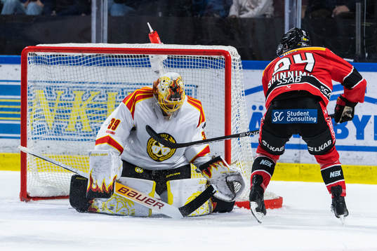 Brynäs målvakt Anders Lindbäck och Luleås Brendan