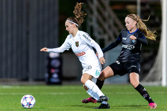 Brommapojkarnas Kornelia Starczynska och Växjös Freja
