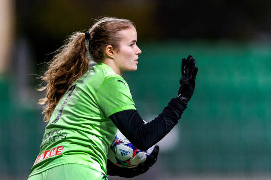 Umeås målvakt Ella Holmberg