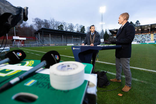 Ramin Nouri och Pär Hansson i Discoverys studio