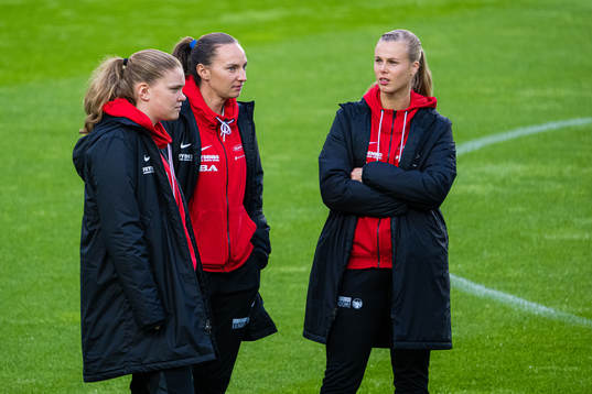 Signe Gaupset, Marit Bratberg Lund and Nora Eide Lie of