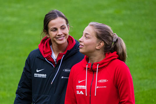 Tuva Hansen and Rikke Bogetveit Nygard of Brann