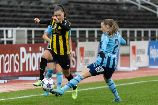 Häckens Hanna Wijk och Djurgårdens Ebba Hed