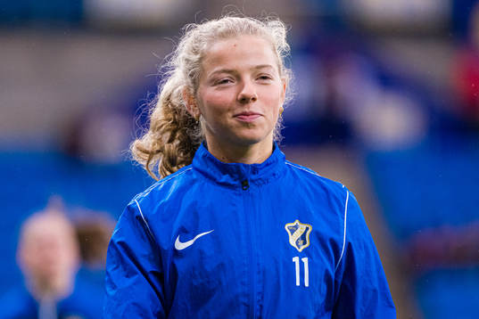 Justine Kvaleng Kielland of Stabæk warms up