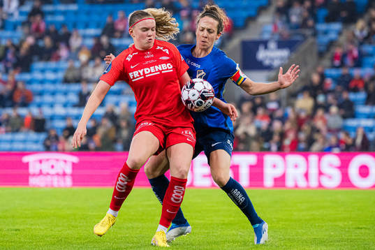 Signe Gaupset of Brann and Melissa Linn Berman Bjånesøy