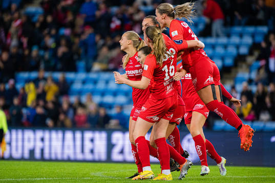 Nora Eide Lie of Brann celebrates