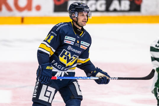 HV71s Chad Billins