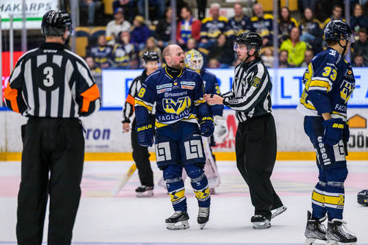 HV71s Nichlas Torp
