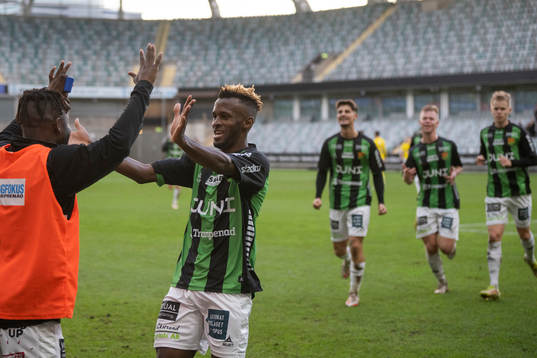 GAIS Michael Kargbo jublar
