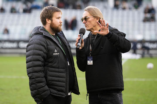 GAIS U19 tränare Alexander Severin intervjuvas i halvtid
