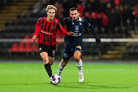 Brommapojkarnas Lucas Bergvall och Örgrytes  Erion Sadiku