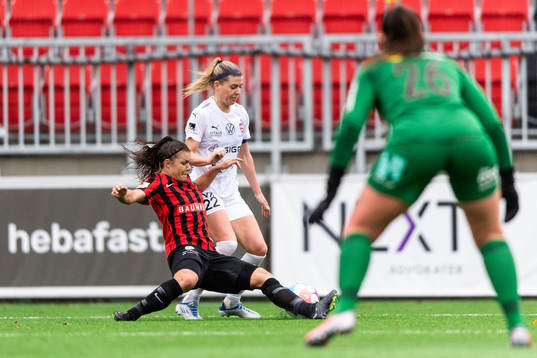 Brommapojkarnas Alexsandra Lobanova och FC Rosengårds