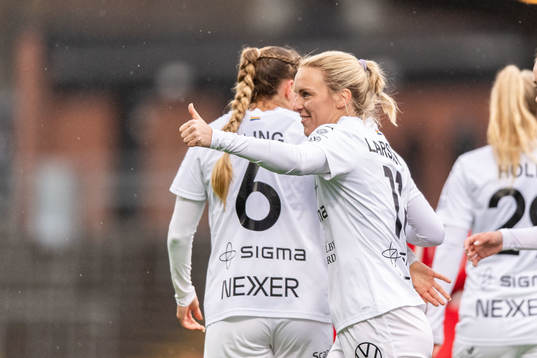 FC Rosengårds Mimmi Larsson jublar