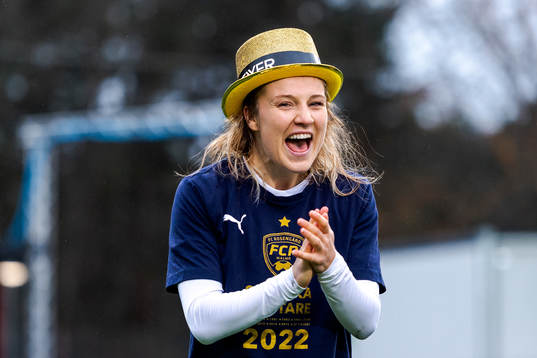 FC Rosengårds Fiona Brown jublar