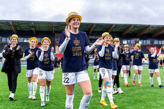 FC Rosengårds Olivia Schough jublar