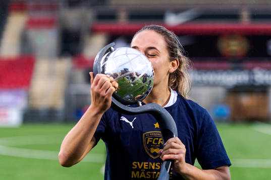 FC Rosengårds Gina Chmielinski jublar med Kronprinsessan