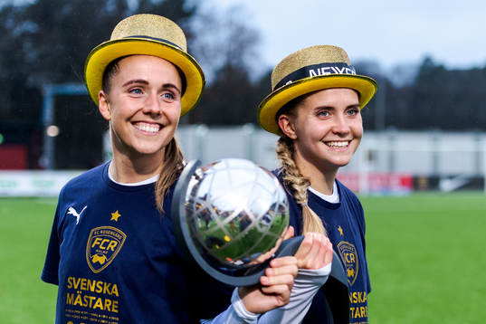 FC Rosengårds Gudrun Arnardottir och Ria Noora Minerva