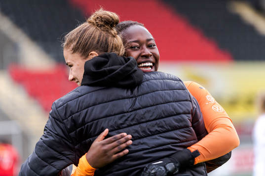 FC Rosengårds målvakter Teagan Micah och Angel Mukasa