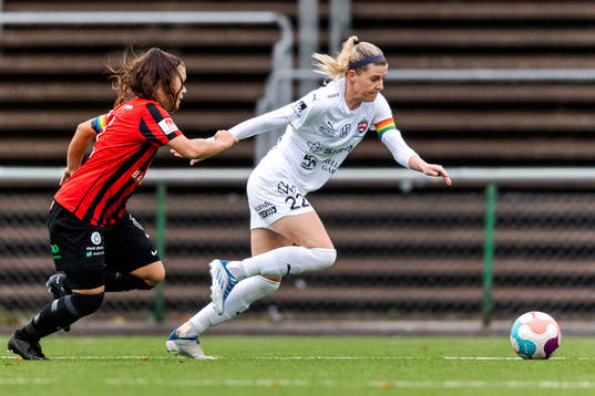 Brommapojkarnas Alexsandra Lobanova och FC Rosengårds