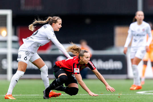 FC Rosengårds Ria Noora Minerva Öling och Brommapojkarnas