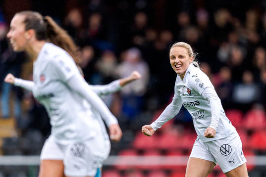 FC Rosengårds Mimmi Larsson jublar