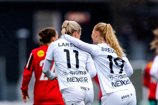 FC Rosengårds Mimmi Larsson och Sofie Bruun Bredgaard