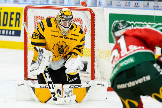 Frölundas Mats Rosseli Olsen med ett avslut som