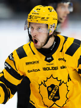 Skellefteås Jonathan Pudas jublar