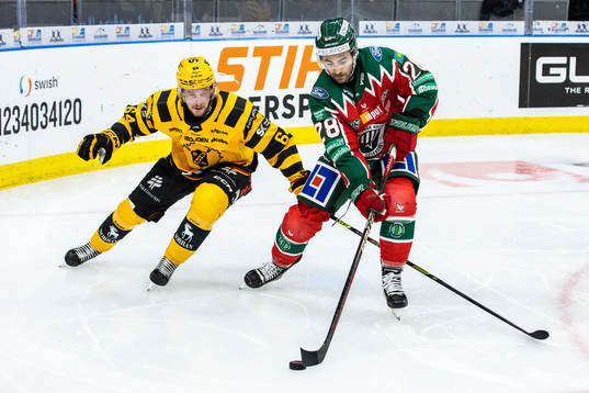 Skellefteås Jonathan Pudas och Frölundas Anthony Greco