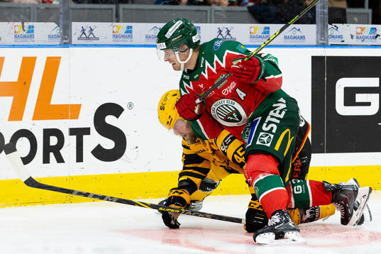 Skellefteås Oscar Möller och Frölundas Nicklas Lasu