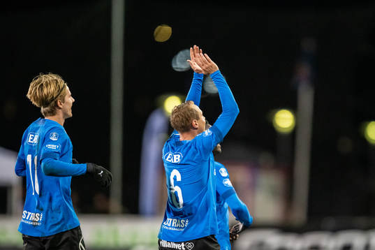 Halmstads Joel Allansson  jublar