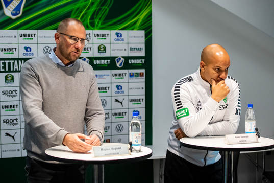 Halmstads tränare Magnus Haglund och Brages tränare