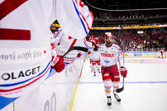 Timrås Robin Hanzl jublar